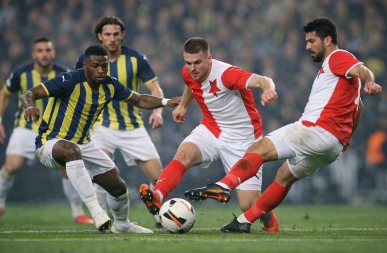 Fenerbahçe și Slavia Praha au încheiat la egalitate, 2-2, într-un meci disputat pe 2026-10-20