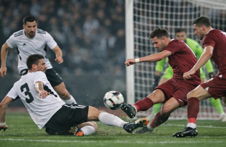 Universitatea Cluj – Rapid 3-4: un meci spectaculos decis de un gol în plus